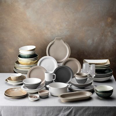 Crackle Glaze Modern Nordic Ceramic Dinnerware Set Custom Size and Disposable Feature