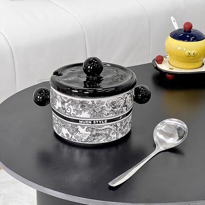 Convenient and Durable Microwaveable Food Container with Printed Techniques None Design