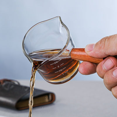 High Borosilicate Glass Measuring Cup Style Microwave Safe Utensil with Wood Handle