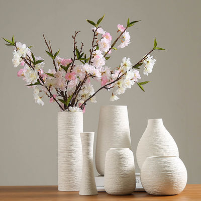 Gifts Stores Modern Antique European Style Designer Handmade Ceramic Vase Porcelain Painted Elegant Home Wedding Table Decoration Low MOQ