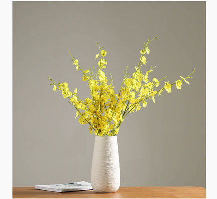 Low MOQ Classic Art Ceramic Vase for Home Wedding Table Decoration Designer Handmade