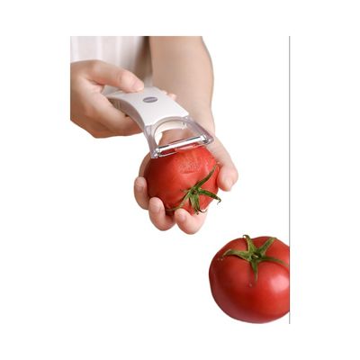 Small and Versatile Stainless Steel Vegetable Peeler Perfect for Various Food Items