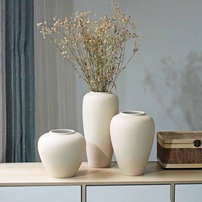 Nordic Design Clay Tabletop Pot Unique Luxury White Ceramic Vase in Post-modern Style