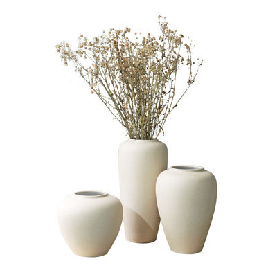 Home Decoration Pieces Ceramic Vase with Modern Art Deco Design and Customized Color