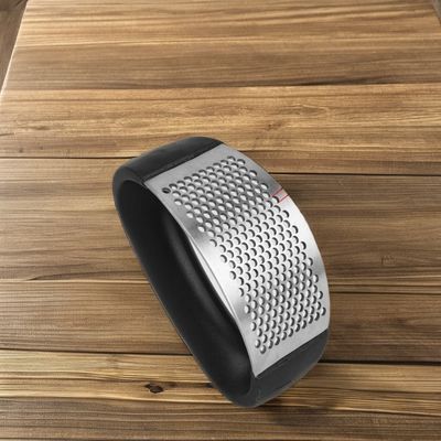 Super Markets' Best Seller Stainless Steel Garlic Press for Commercial Buyers