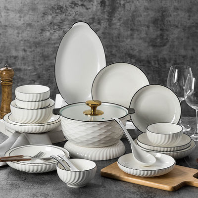 Dinnerware Sets in Contemporary Design Style Ceramic White Porcelain with Black Rim