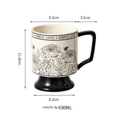 Upgrade Your Party Experience with this 430ml Capacity Retro Style Milk Mug and Spoon
