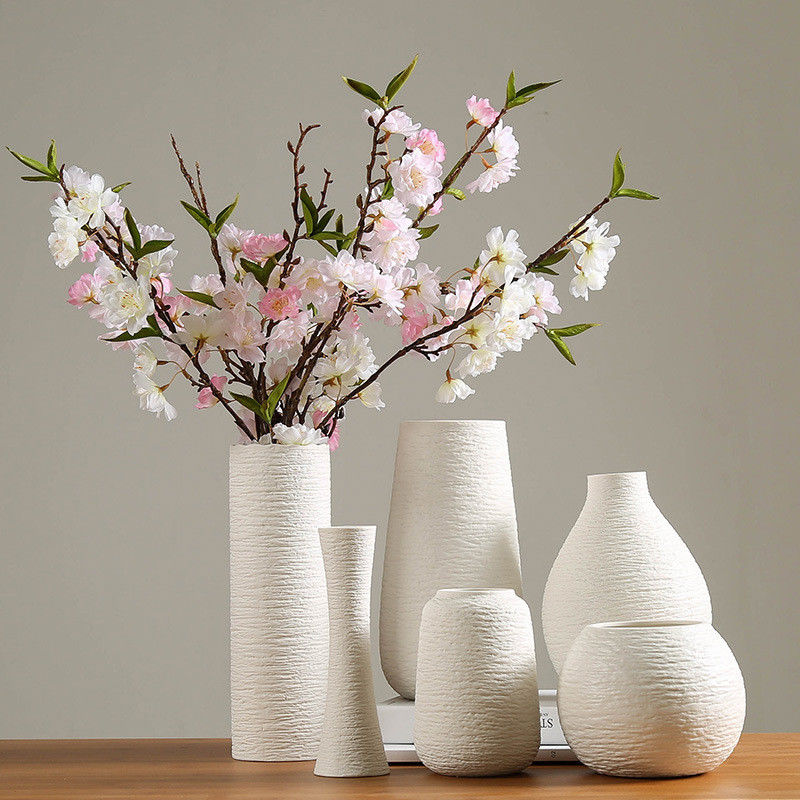 Post-modern Handmade Nordic Rustic Ceramic Vase for Home Restaurant Hotel Decoration