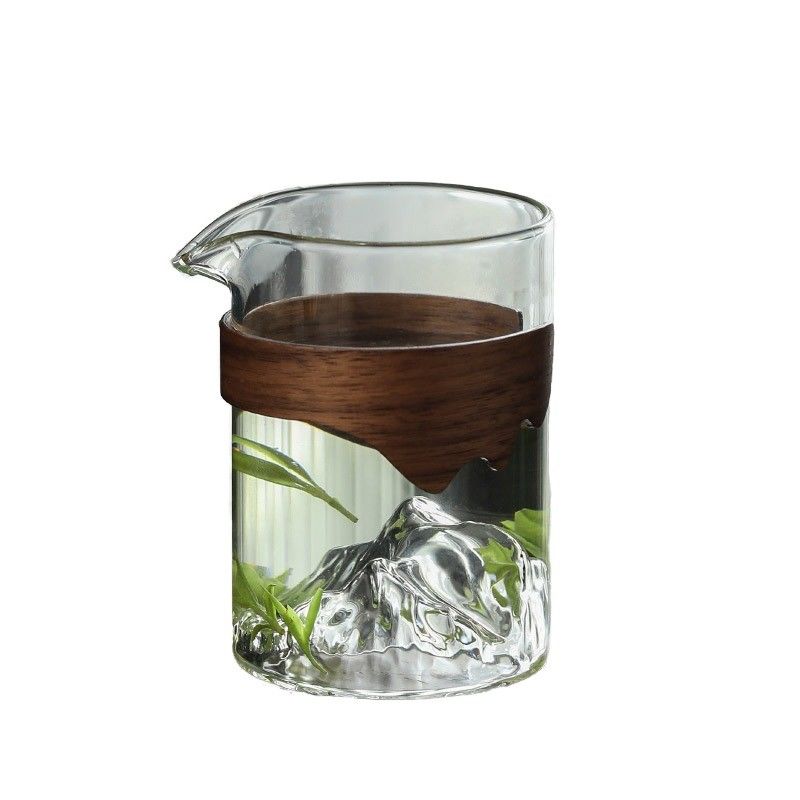 240ml Glass Cup for Tea Milk Water in Hotels Customized Color and Transparent Design