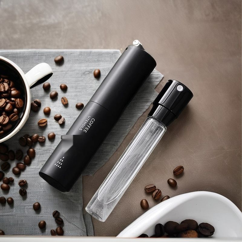 Custom Logo Acceptable Portable 10ml Anti-Fly Spray Bottle for Coffee Beans in Black