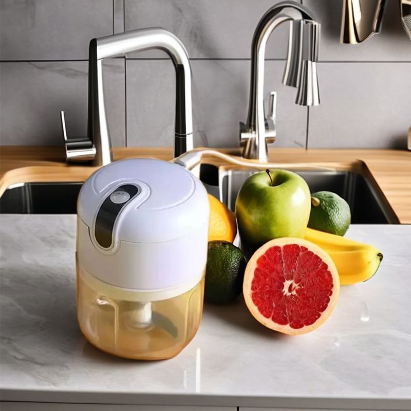 USB Charging Ginger Crusher Sturdy Durable Utensils Type Garlic Press for Cooking Lovers