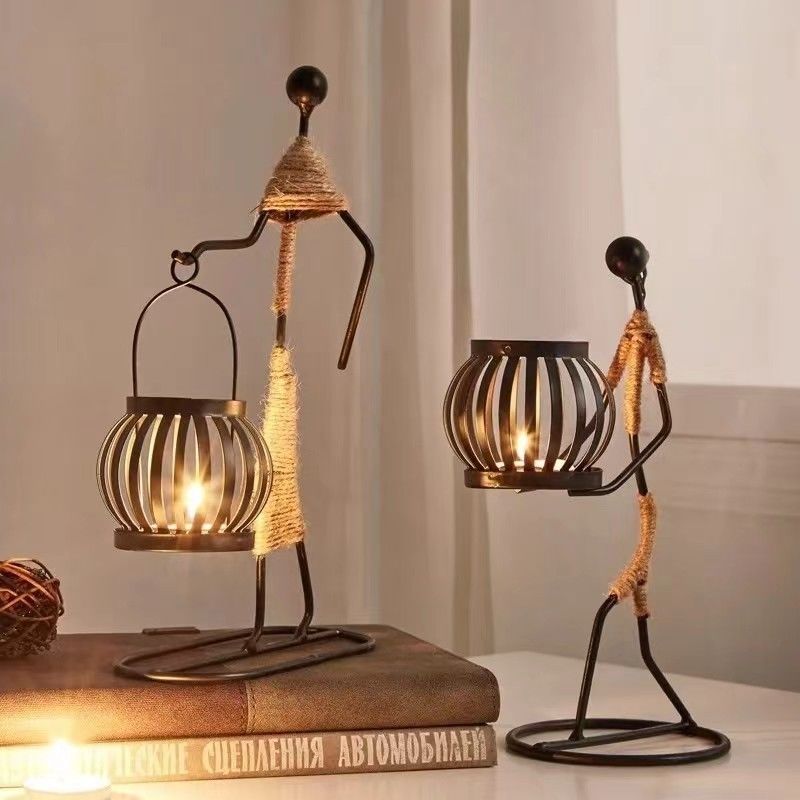 Customized Sizes Romantic Silver Iron Candlestick Holder for Christmas and Home Decor