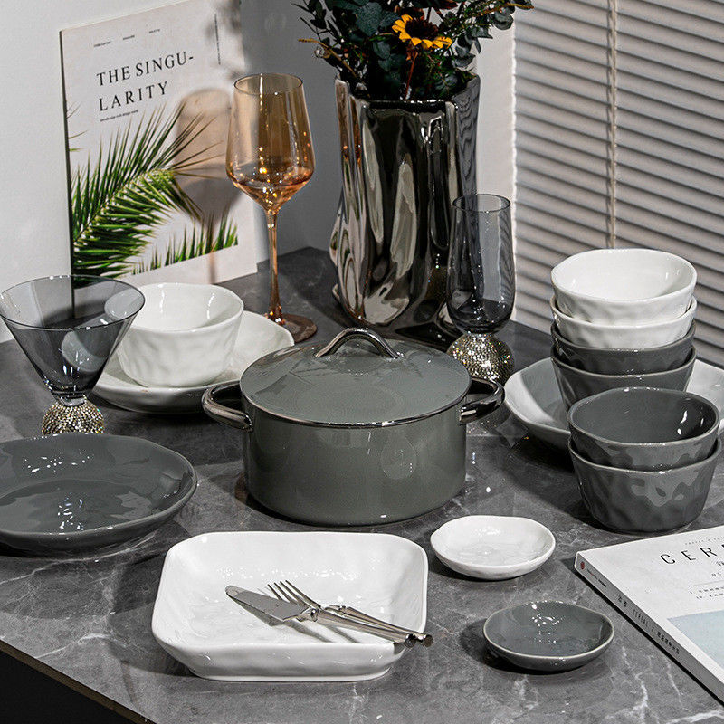 Back to School Must-Have European Style End Ceramic Tableware Set with Gold Rim