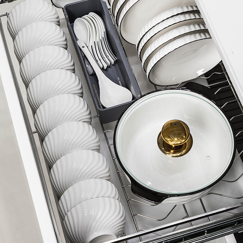 Hotel Restaurant Dining Ceramic White Porcelain Tableware Set with Black Rim and Spoons
